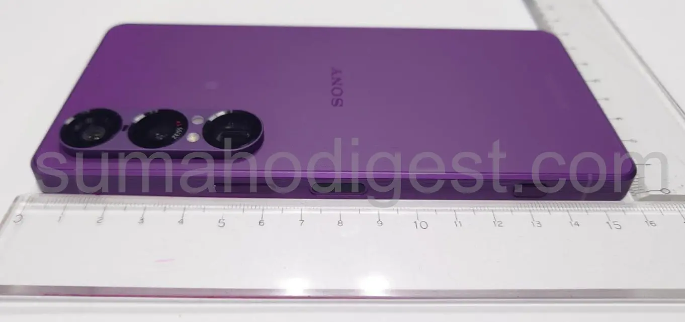 Sony Xperia 1 VII image in purple colour