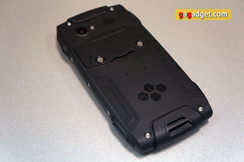 Обзор защищенного смартфона Sigma mobile X-Treme PQ30-9