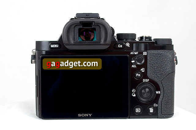 Обзор полнокадровой компактной системной камеры Sony Alpha A7-6