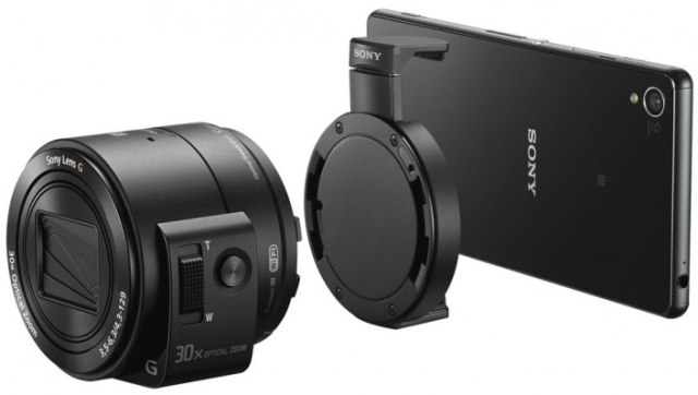 Sony анонсировала пристегивающиеся к смартфонам камеры QX1 и QX30-4