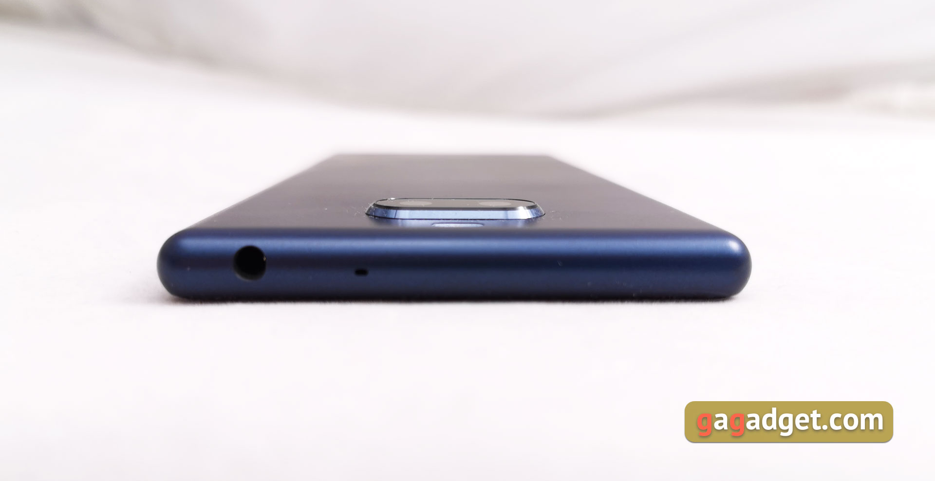 Огляд Sony Xperia 10 Plus: смартфон для улюблених серіалів та соціальних мереж-8
