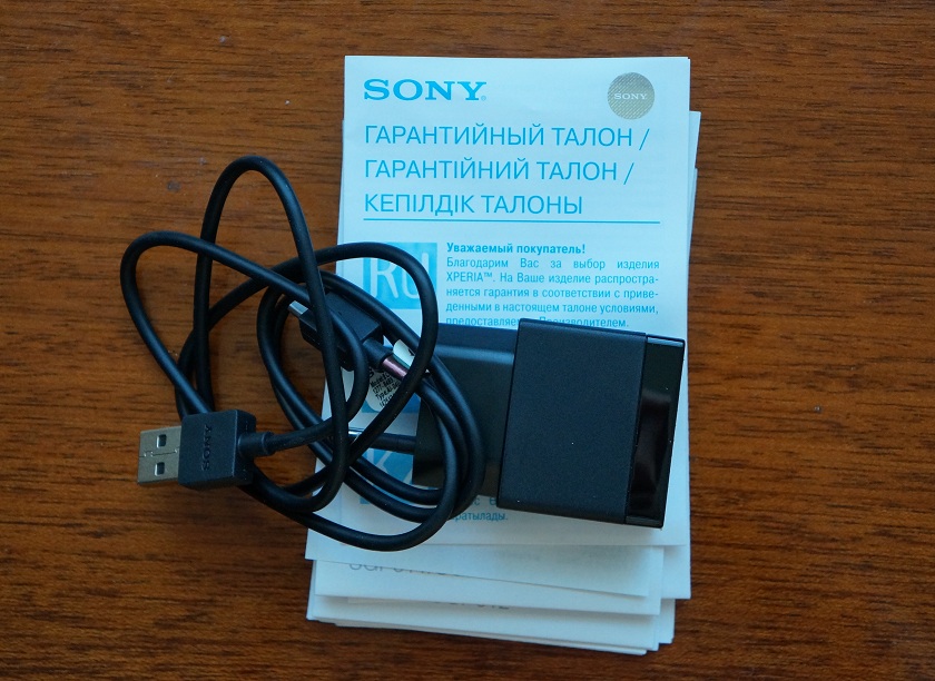 Обзор планшета Sony Xperia Z3 Tablet Compact -8