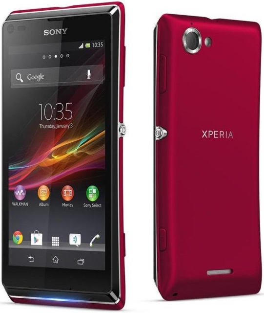 В Москве Sony представили смартфоны Xperia SP и Xperia L-4