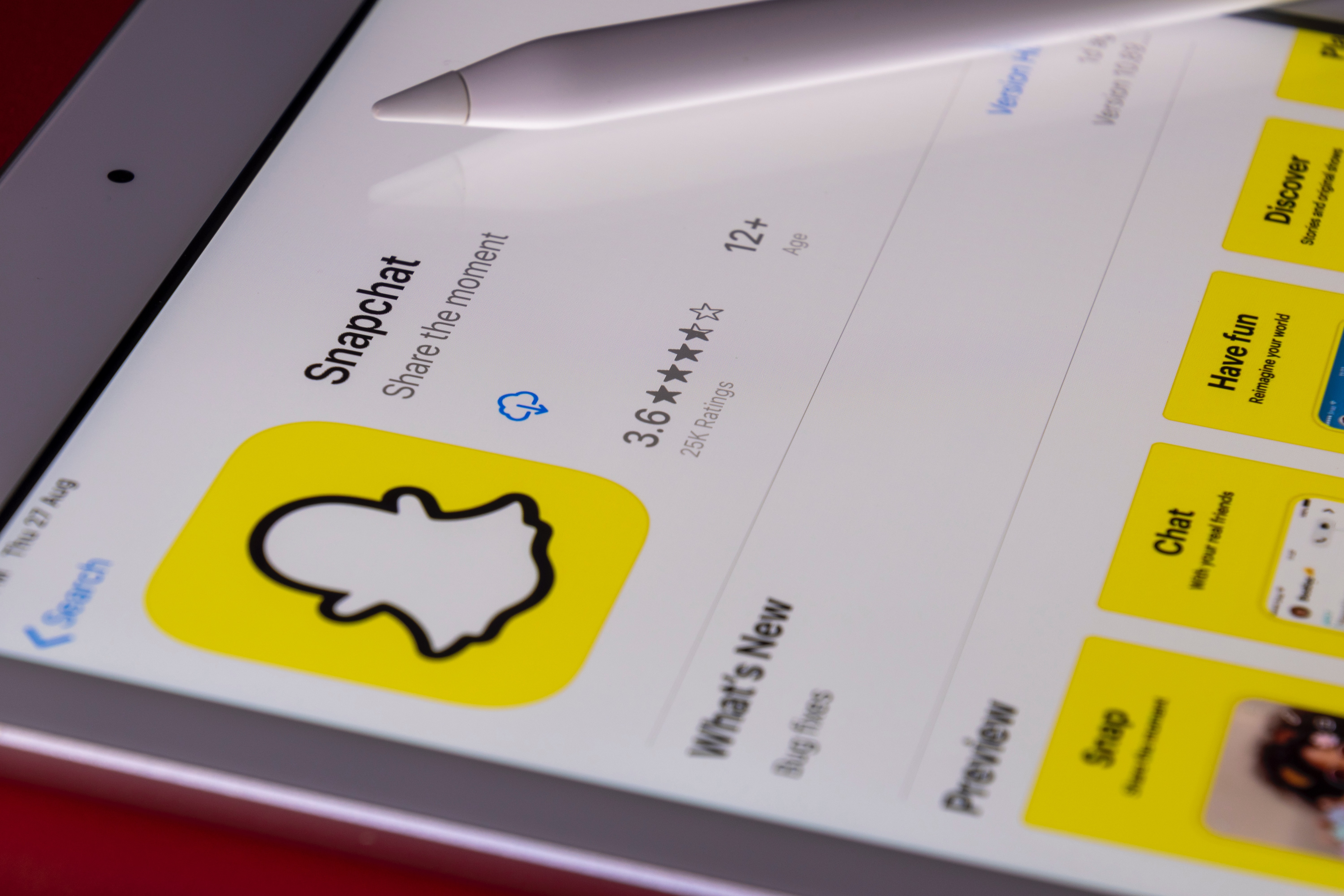Велика Британія розслідує чат-бот Snapchat через ризики для конфіденційності підлітків