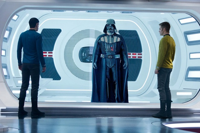 Lucasfilm определилась с режиссёром для Star Wars VII (+ подборка весёлого фотошопа)