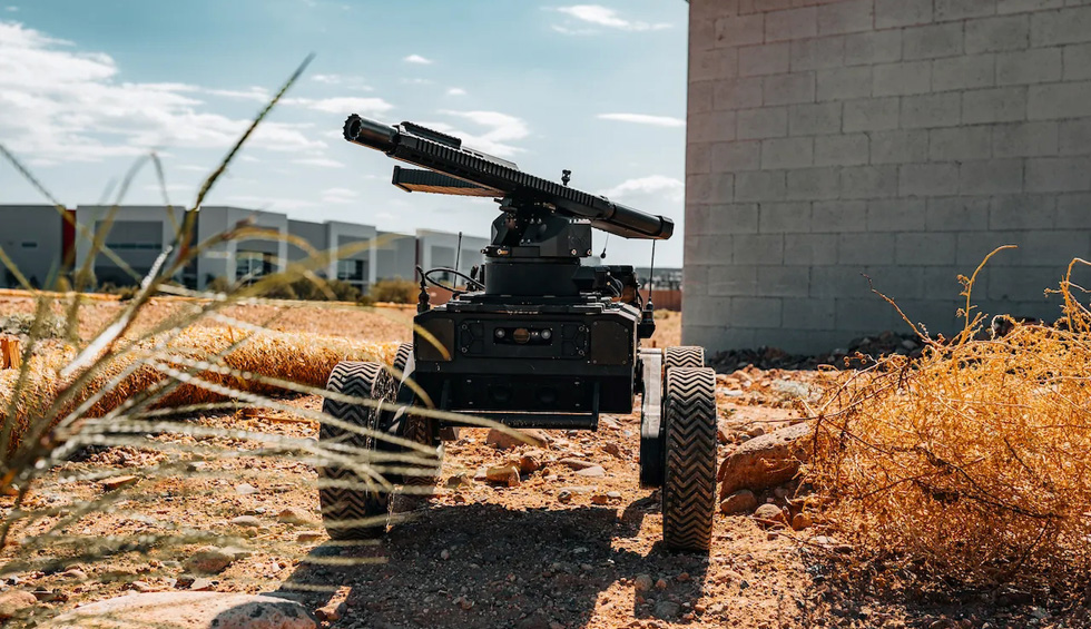 Conception du drone FireAnt de Swarmbotics AI