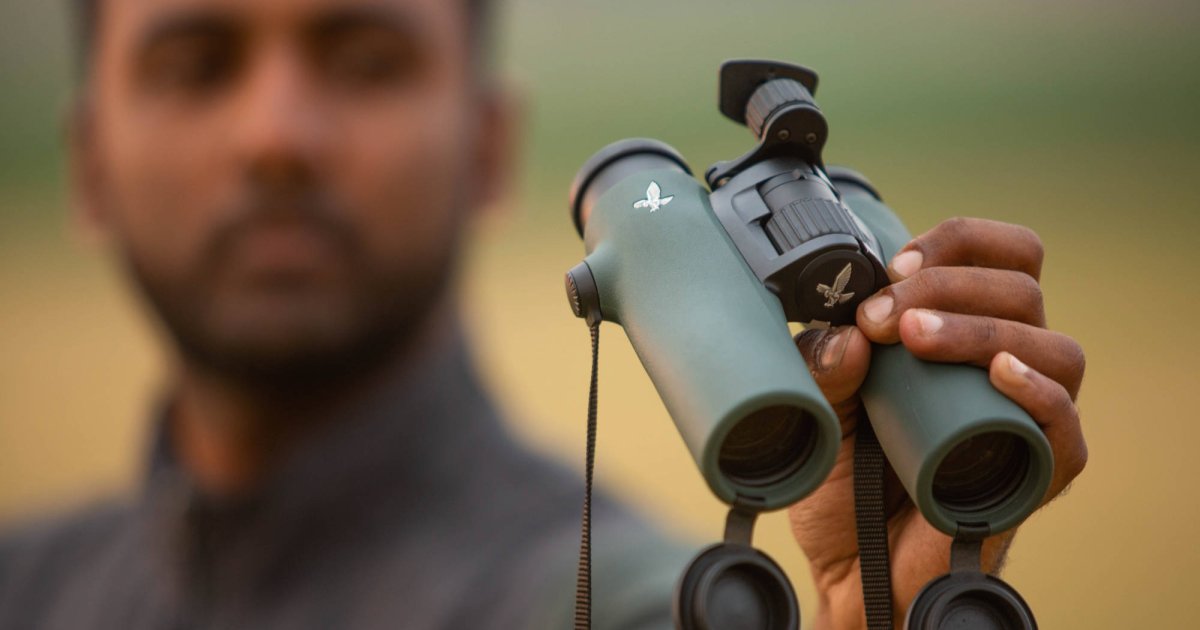 leading binoculars companies
