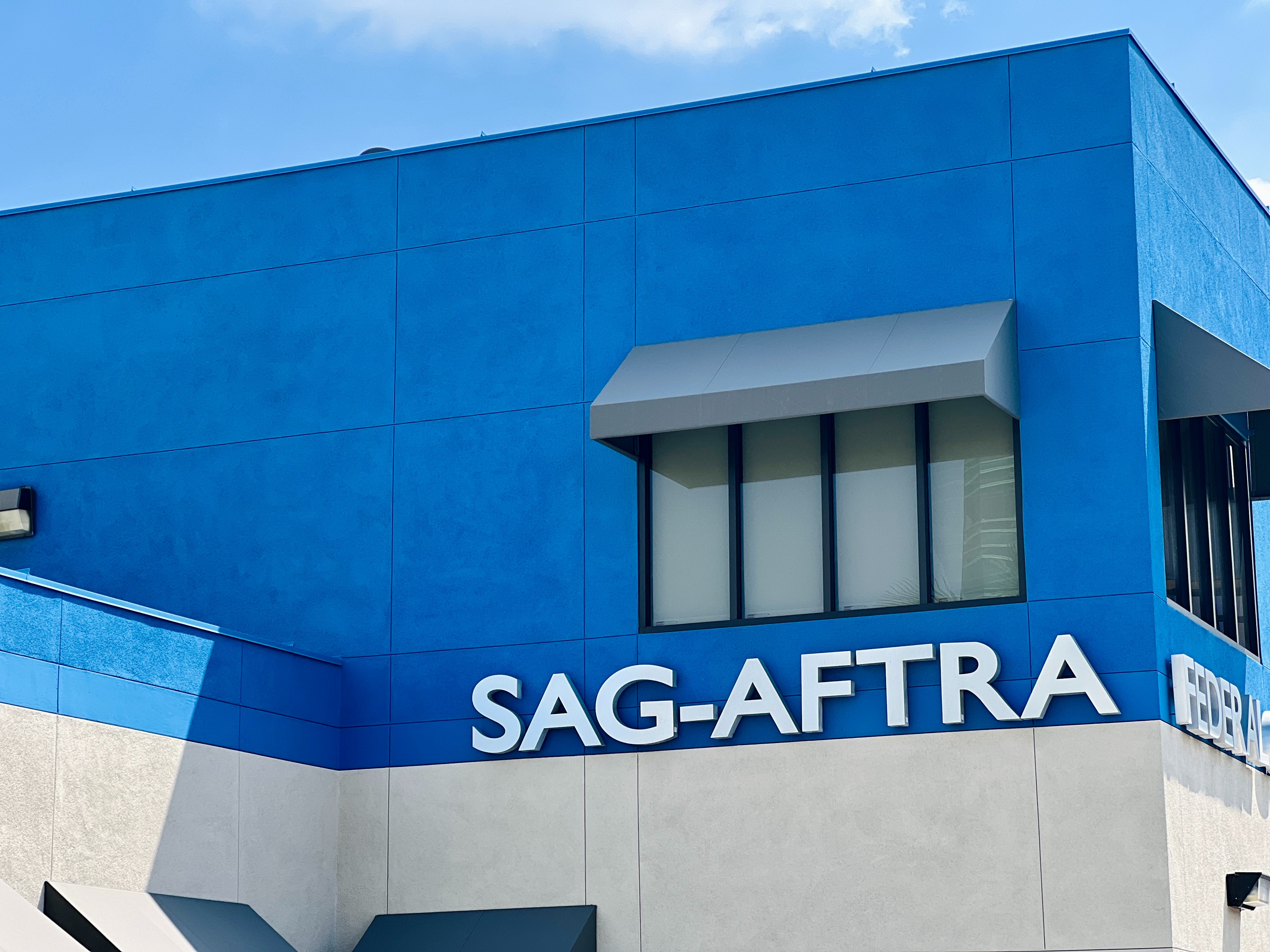 SAG-AFTRA ha autorizzato l'uso dell'intelligenza artificiale per il doppiaggio dei videogiochi in collaborazione con Replica Studios