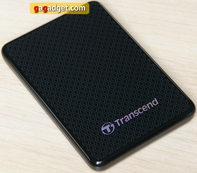 Беглый обзор внешнего SSD-накопителя Transcend ESD200