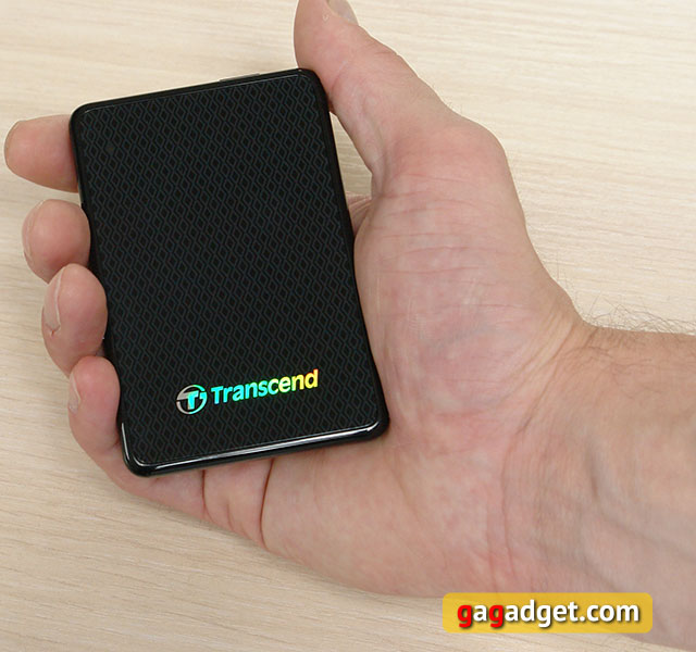 Беглый обзор внешнего SSD-накопителя Transcend ESD200-3
