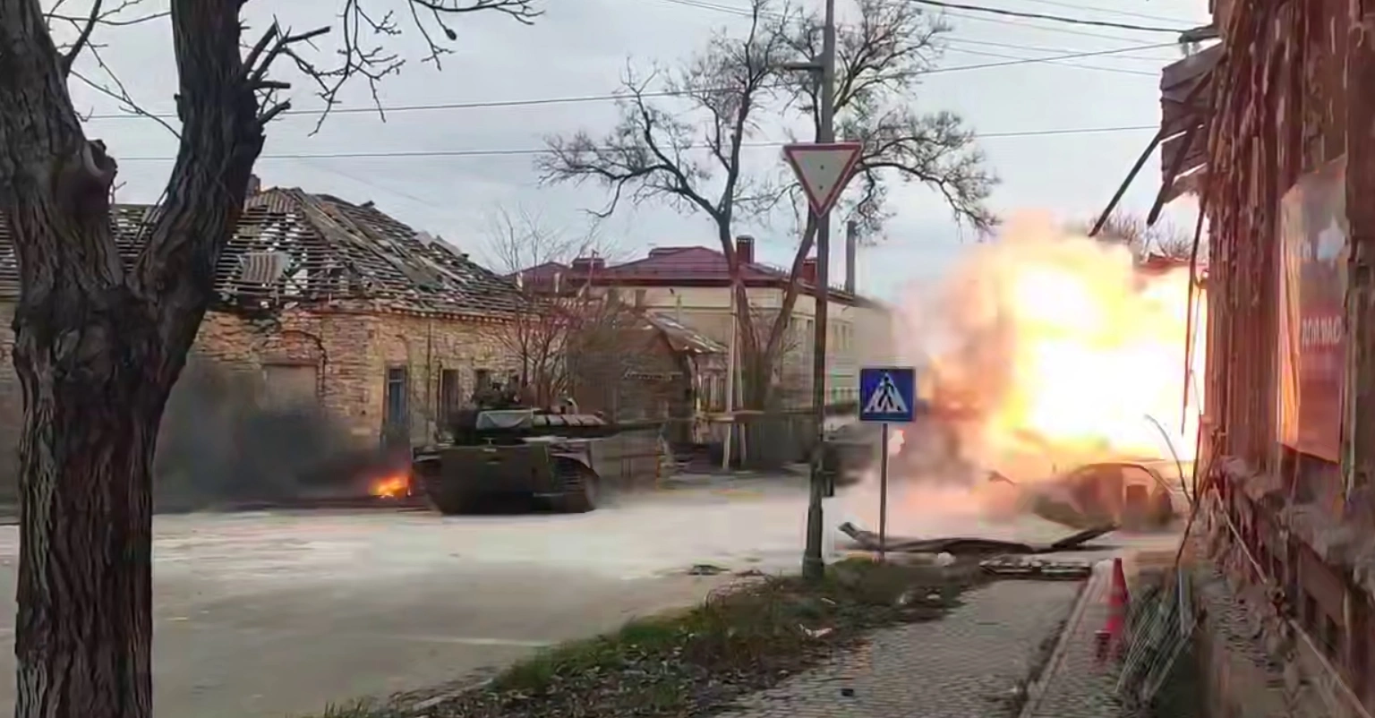 T-72B3 with the Arena-M system. Illustration: Andriy Tarasenko