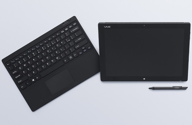 Vaio показала прототип гибридного планшета напоминающего Microsoft Surface Pro 3