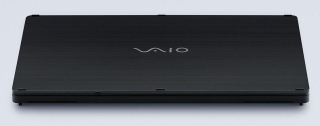 Vaio показала прототип гибридного планшета напоминающего Microsoft Surface Pro 3-3