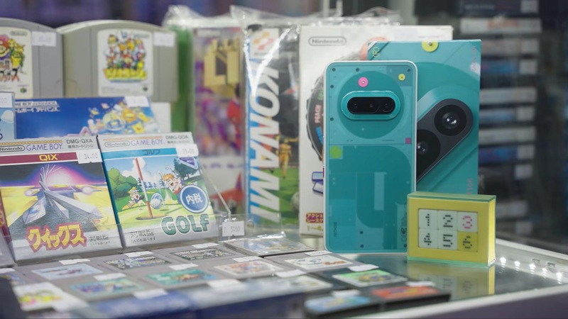 Галерея изображения 2: Дизайн Nothing Phone (3a) Community Edition