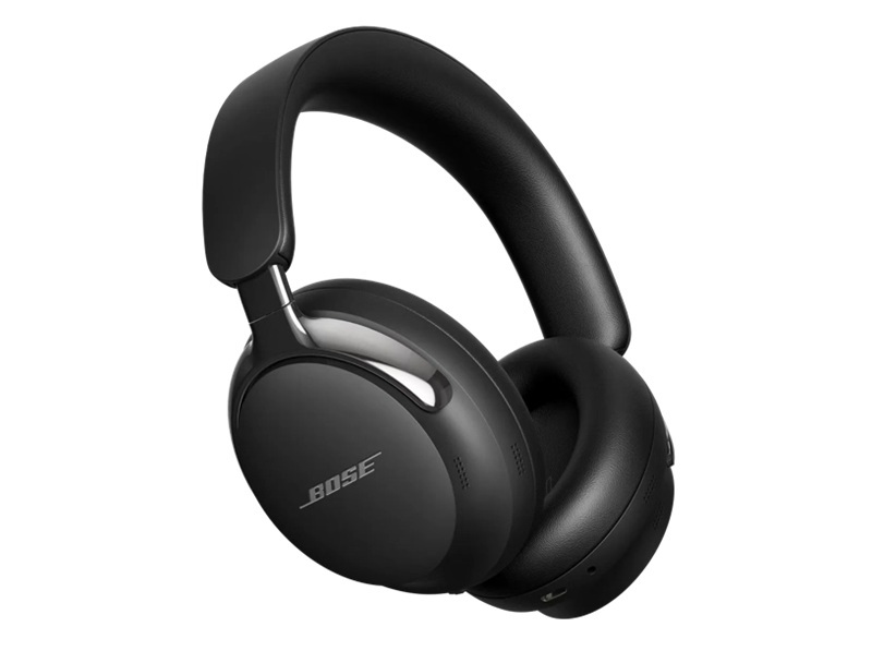 Bose QuietComfort Ultra 2 headphones in the tween tree
