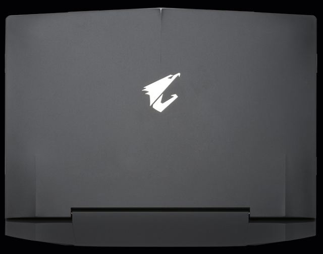 Gigabyte анонсировала игровой ноутбук Aorus X3 Plus c разрешением 3200х1800-2