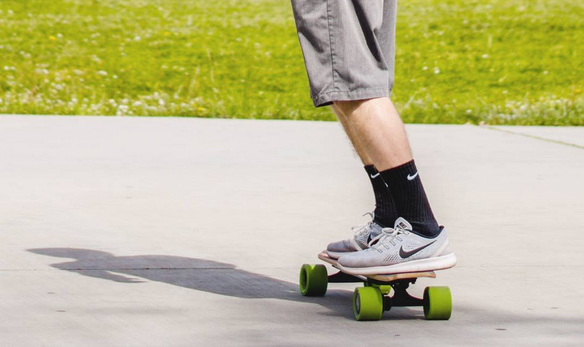 xiaomi-acton-smart-electric-skateboard-4l.jpg