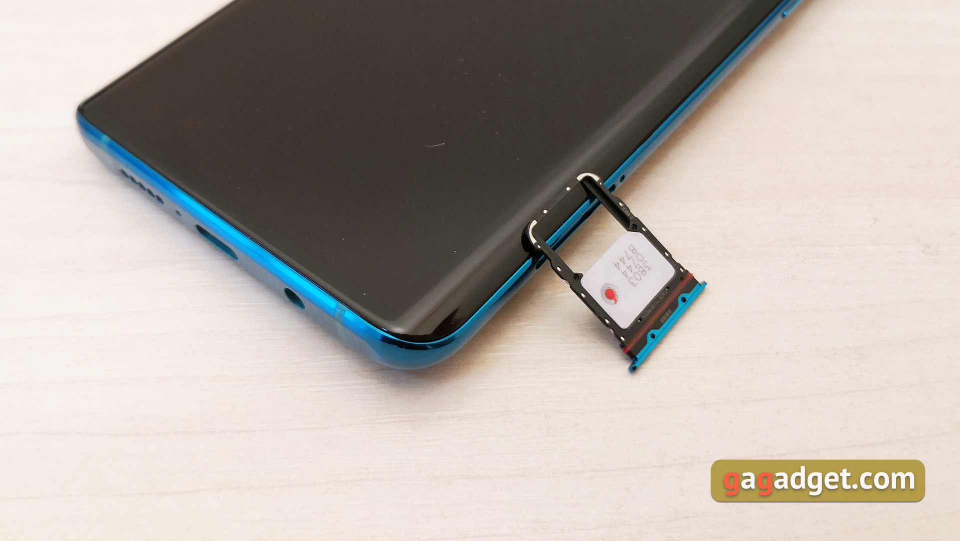 Огляд Xiaomi Mi Note 10: перший в світі смартфон з 108-мегапіксельною пентакамерою-12