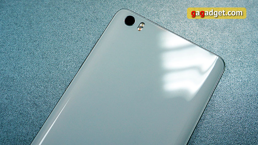 Металл и стекло: обзор 5.7-дюймового смартфона Xiaomi Mi Note-11