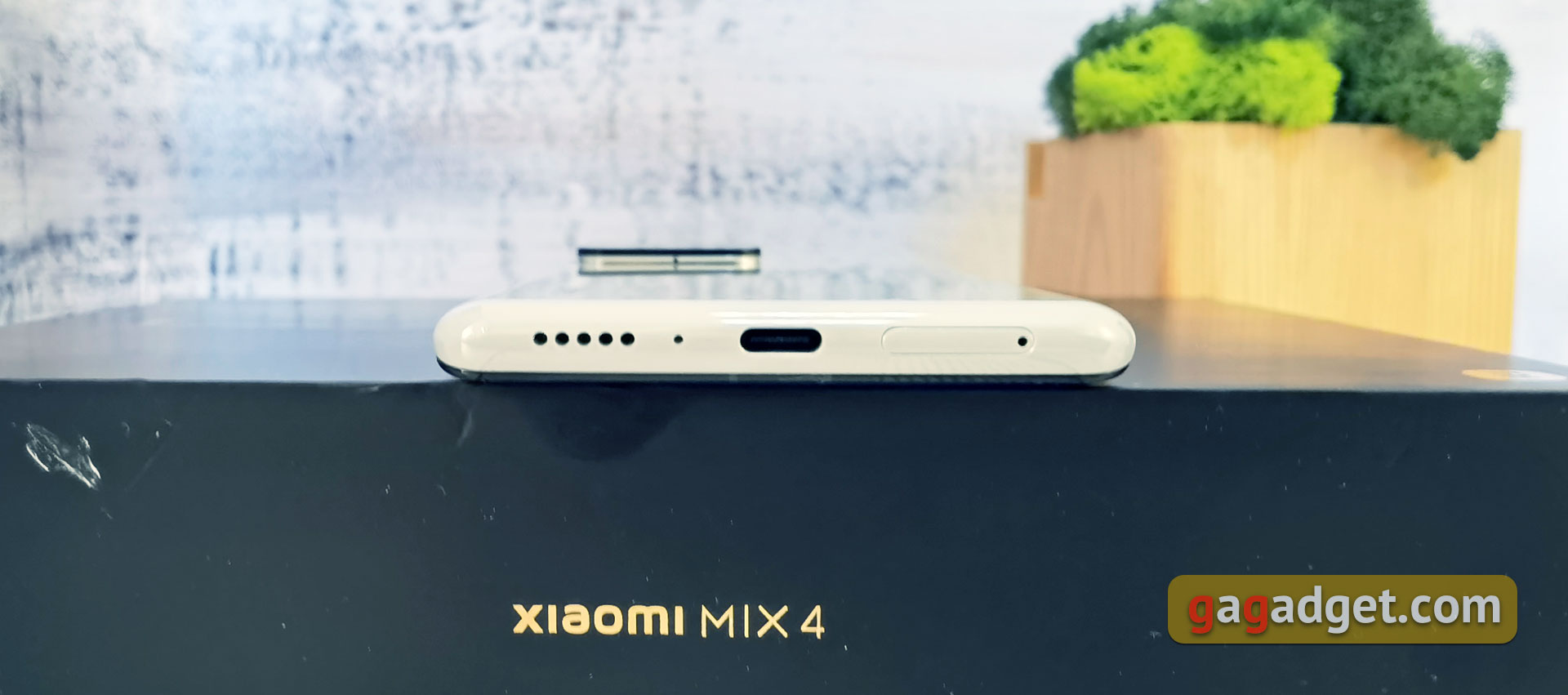 Xiaomi MIX 4 mit eigenen Augen: eine Frontkamera unterhalb des Bildschirms, die man wirklich nicht sehen kann-16
