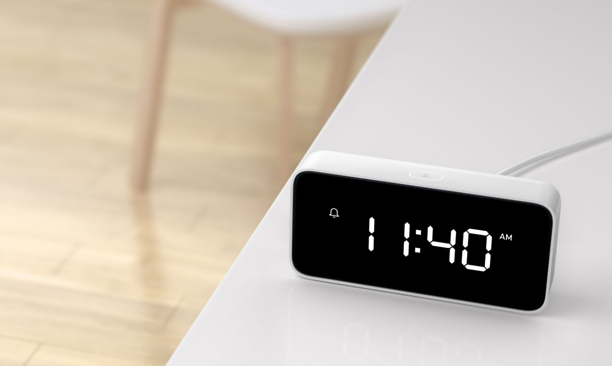Часы будильник xiaomi. Xiaomi Xiao ai Smart Alarm Clock. Xiaomi Smart Clock. Электронный будильник ксиоми. Колонка будильник Xiaomi.