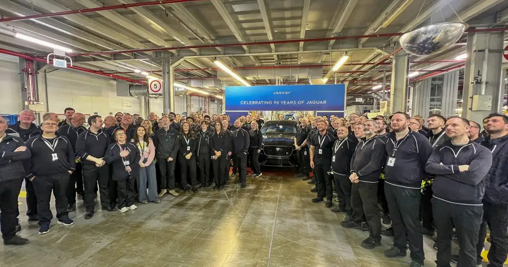 Последний автомобиль F-Pace от Jaguar