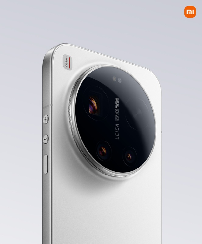 Розовый Xiaomi 17 Ultra