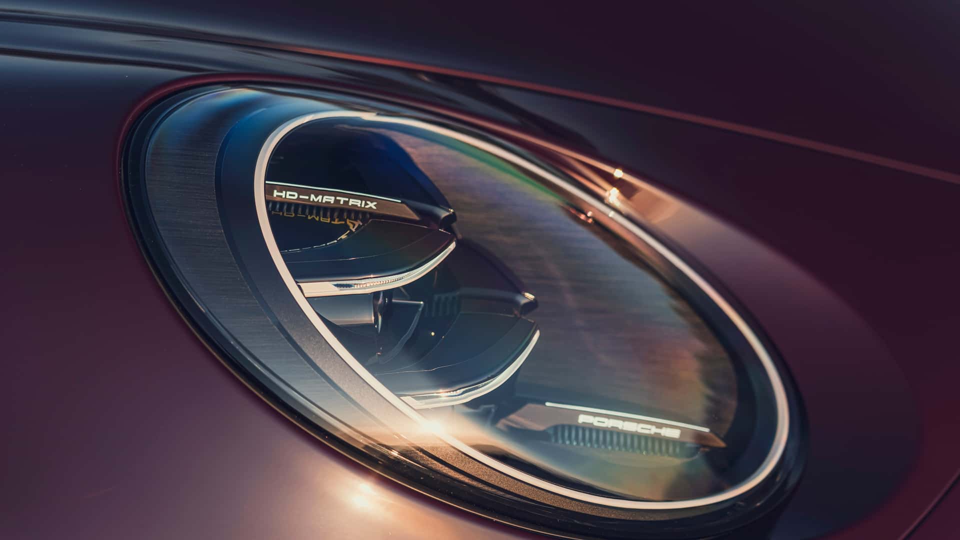 Фото передней части Porsche 911 Carrera S