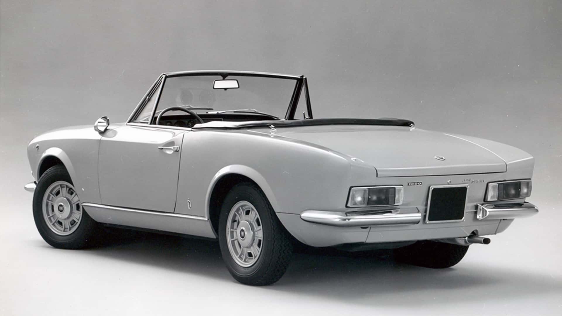 Fiat 124 Spider - передний вид
