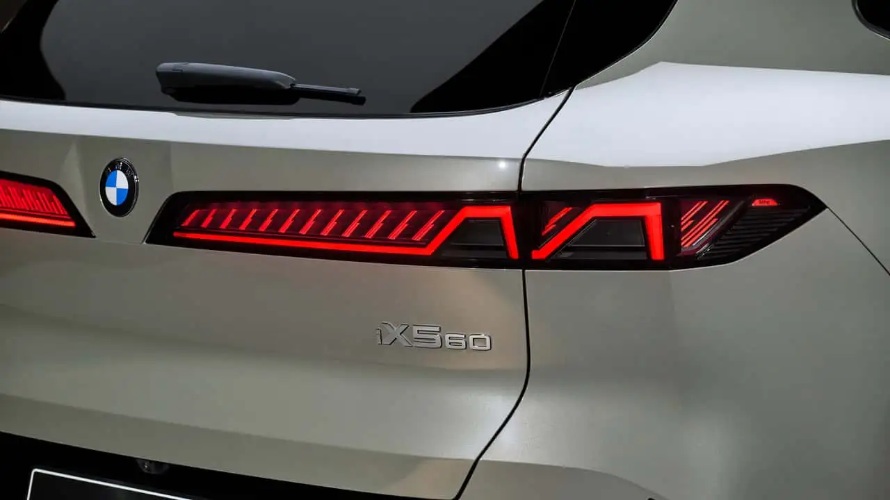 Контур нового BMW X5