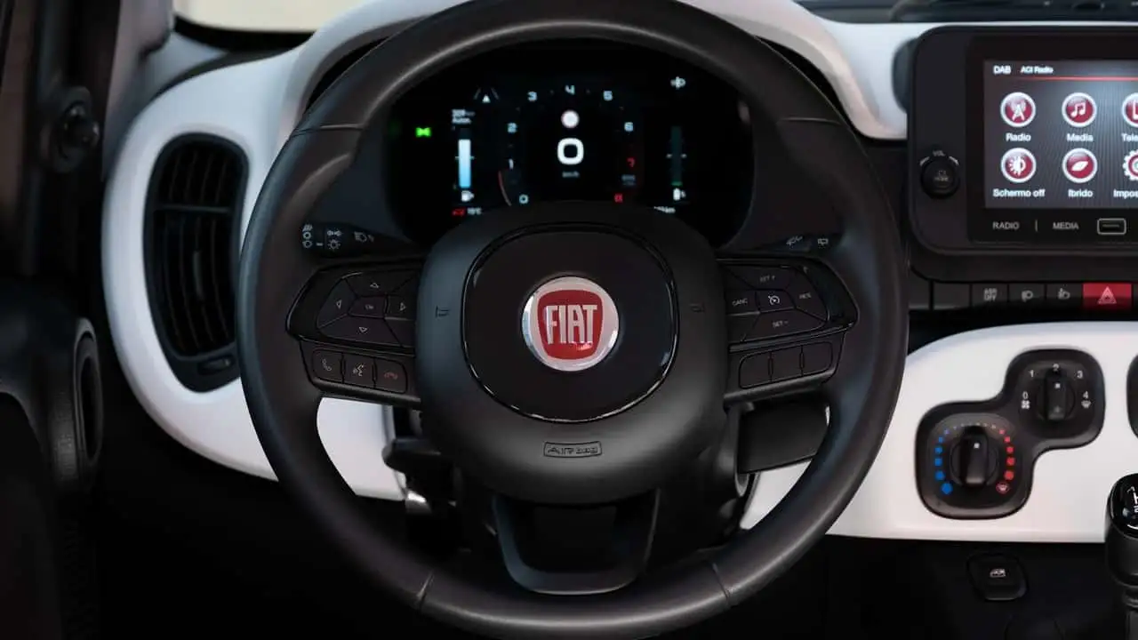 Интерьер Fiat Grande Panda