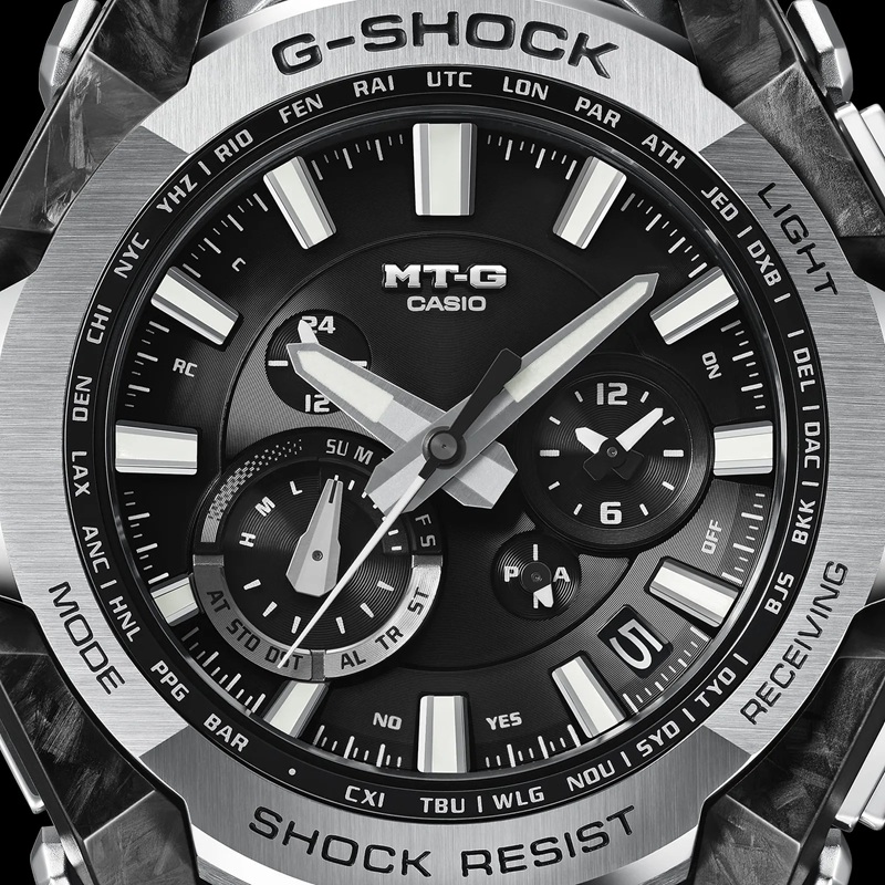 Часы Casio MTG-B4000D в черном цвете