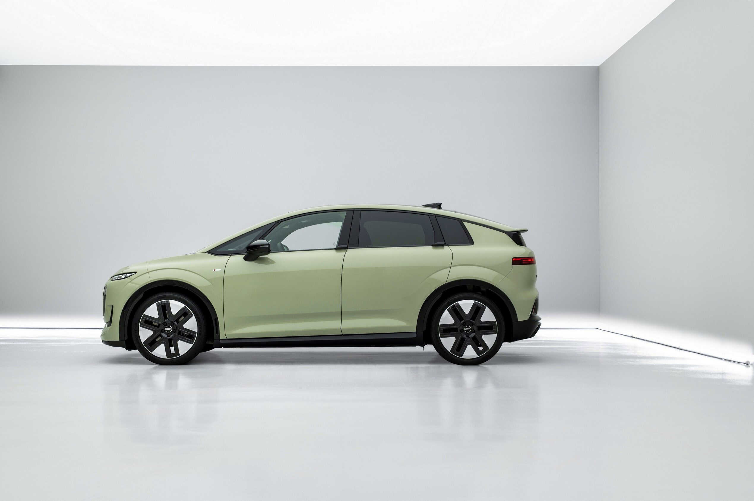 Audi A2 E-Tron rear view