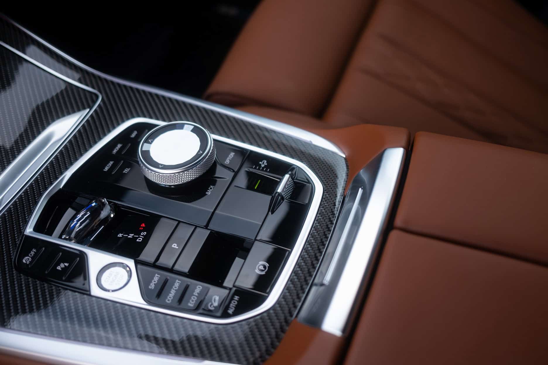 BMW logo on X5