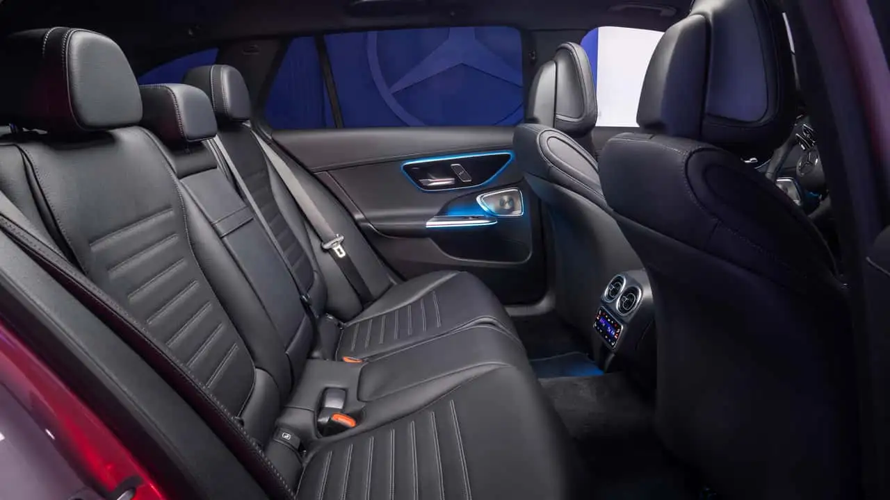 Детали салона Mercedes-Benz Classe C рестайлинг 2026