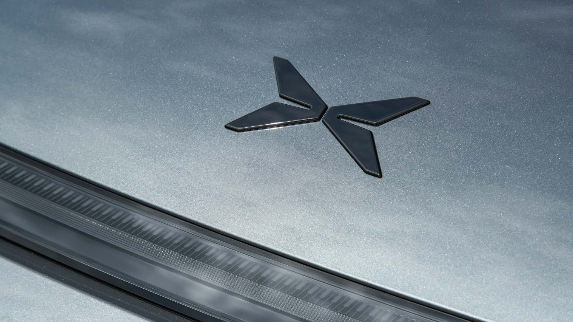 Фронтальная часть Xpeng G9.