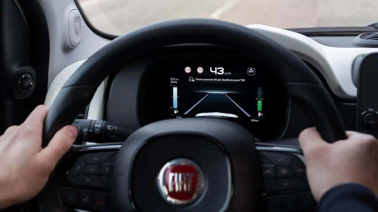 Боковой вид Fiat Grande Panda