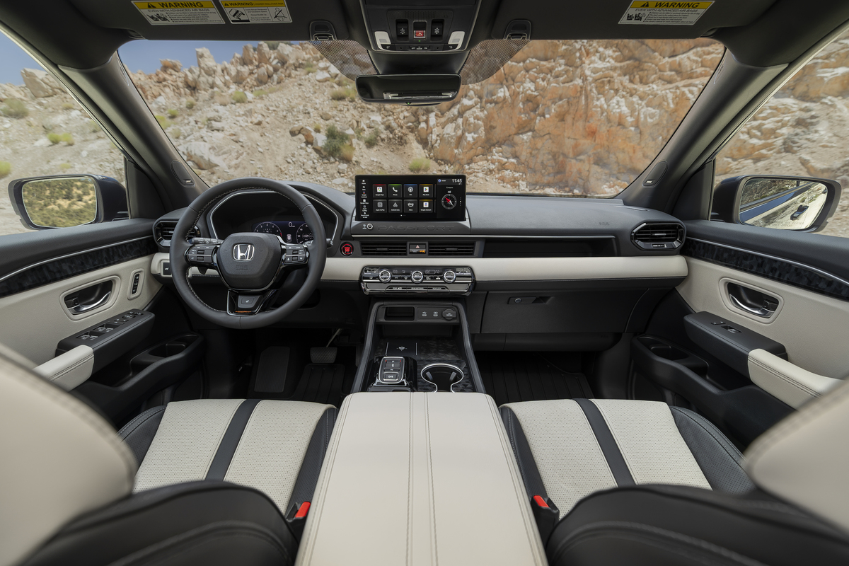 Вигляд двигуна Honda Passport TrailSport 2027