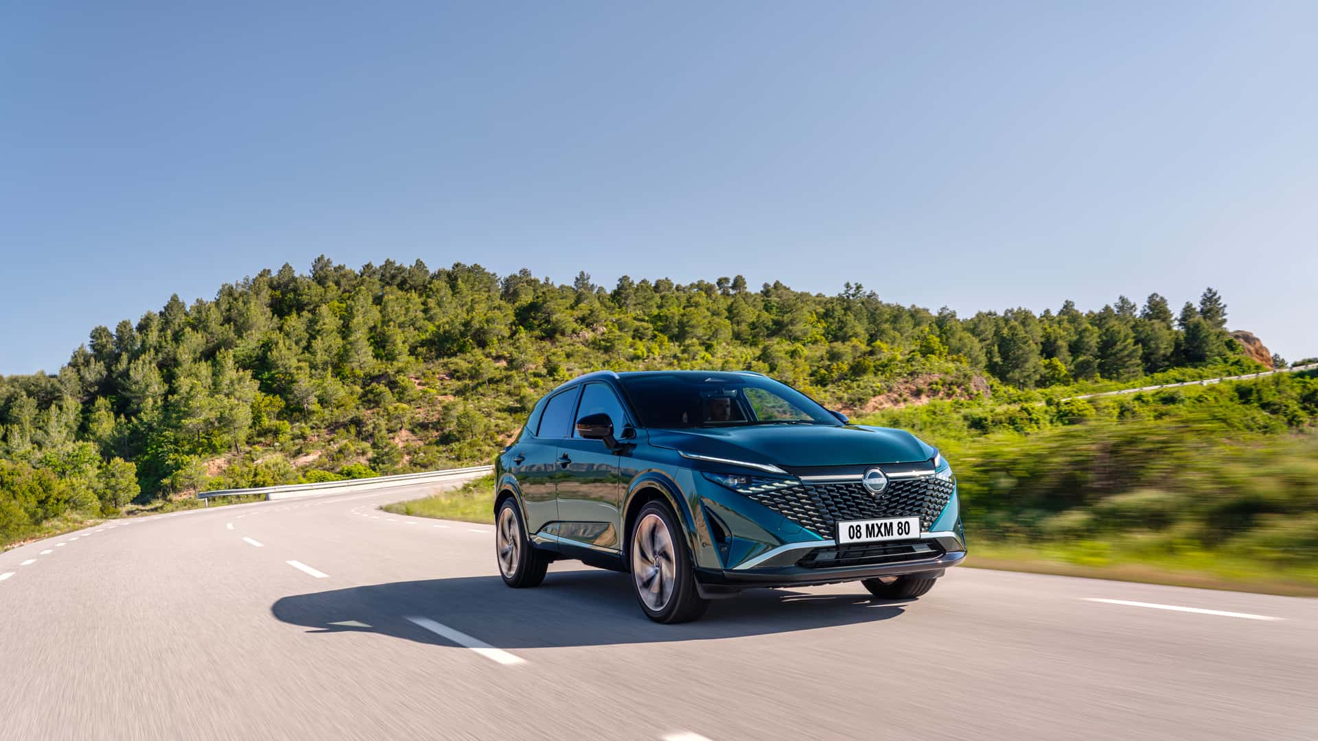 Nissan Qashqai во время ночного отдыха