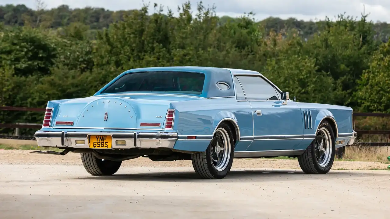 1978 Lincoln Continental Mark V Джереми Кларксона с боковым видом