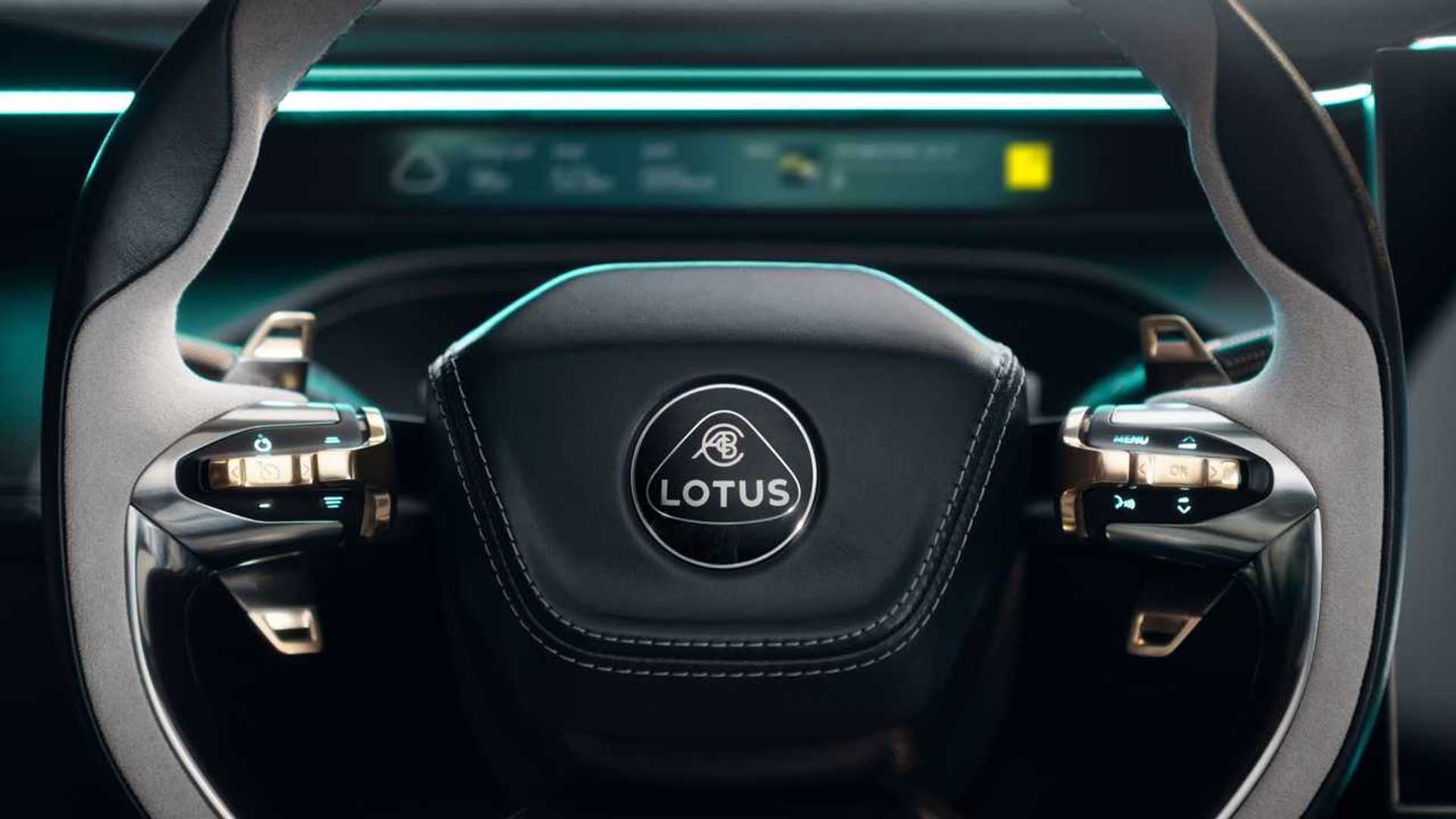Интерьер Lotus Eletre