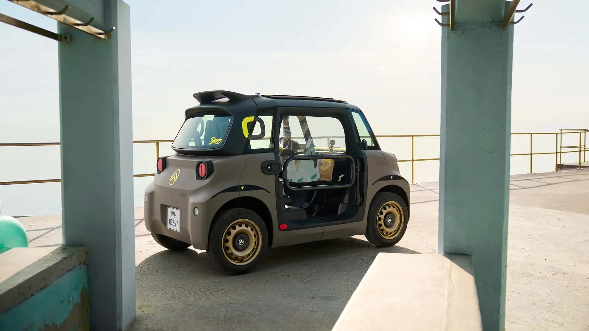 Citroën Ami с люком