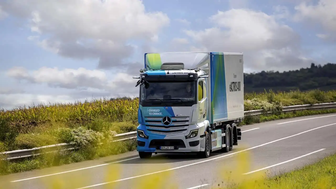 Preview of Mercedes-Benz truck