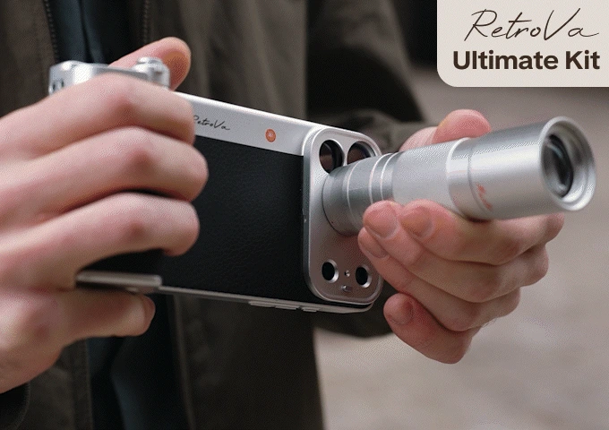 Телеоб'єктив 2.35× Master Telephoto Extender на iPhone