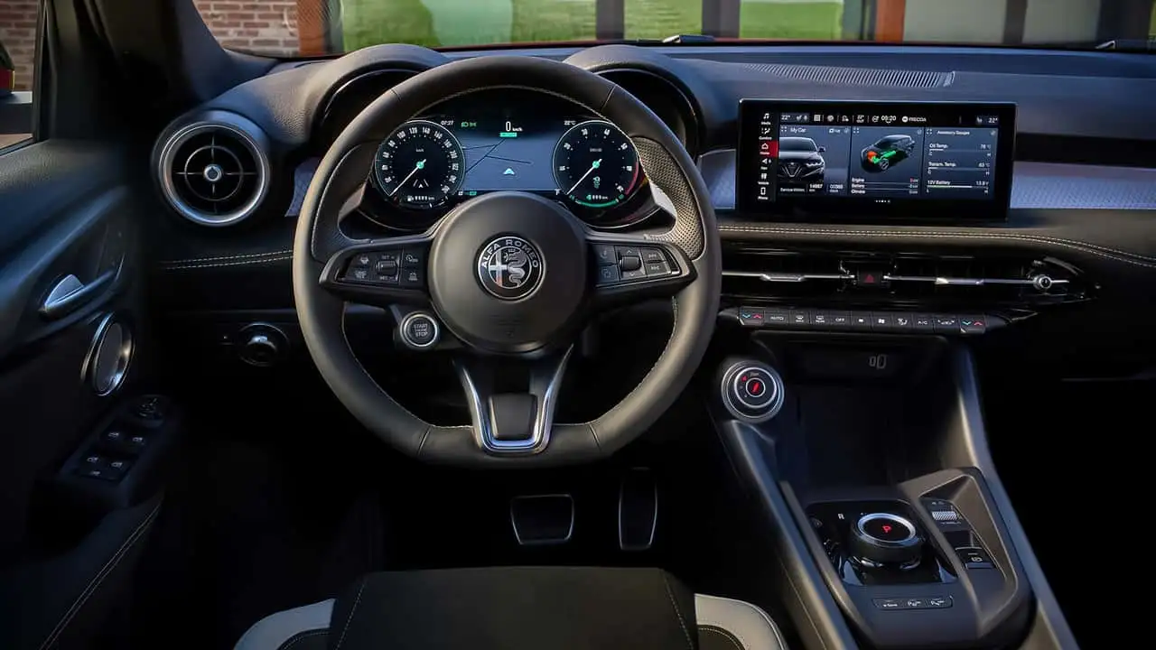 Панель приборов Alfa Romeo Tonale