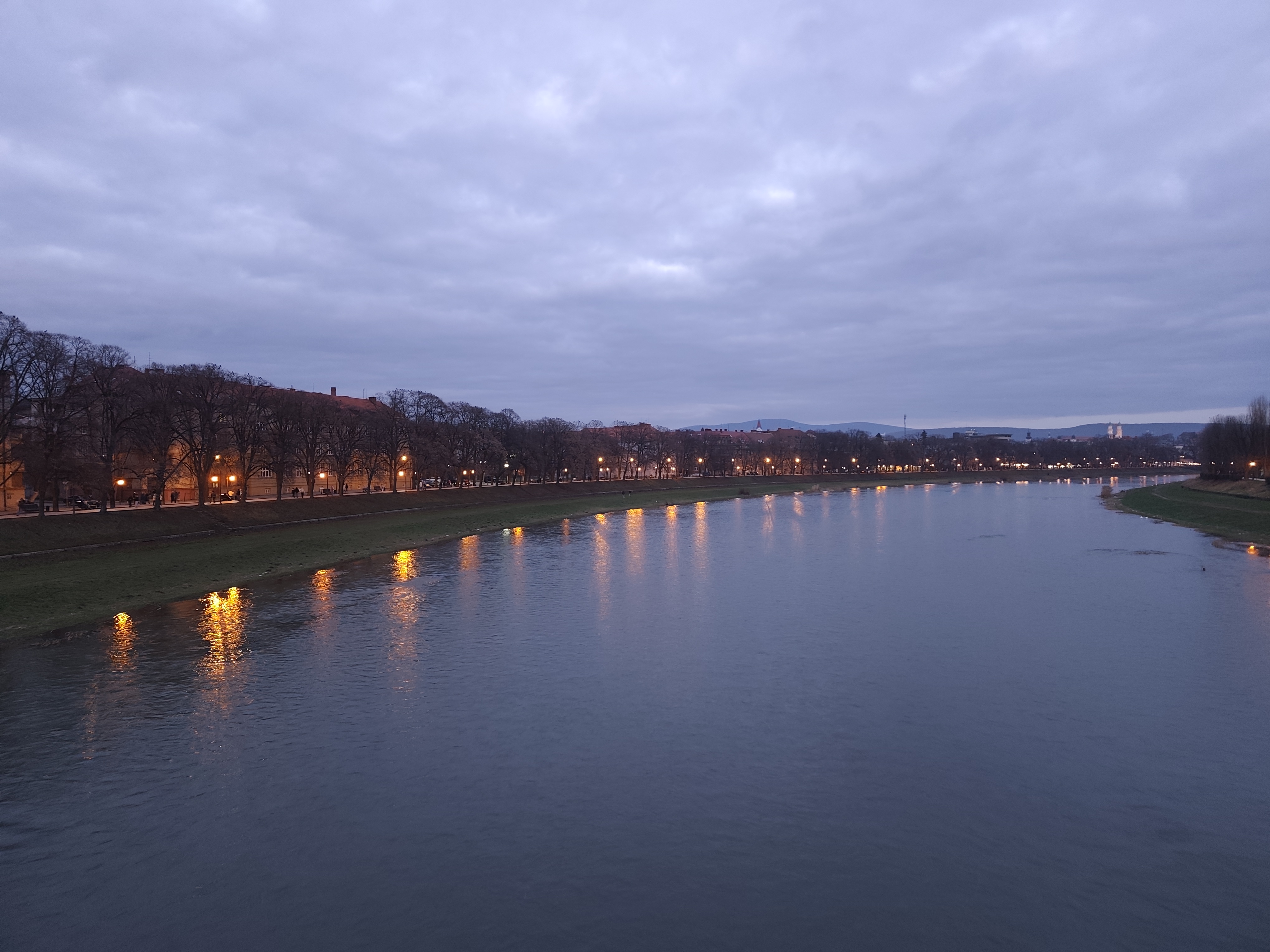 Образец фотографии с основной камеры