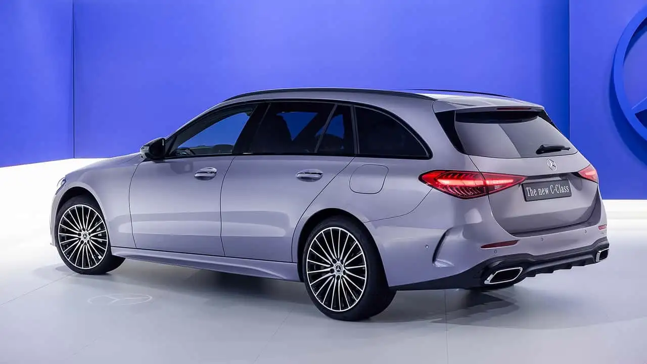 Простор салона Mercedes-Benz Classe C