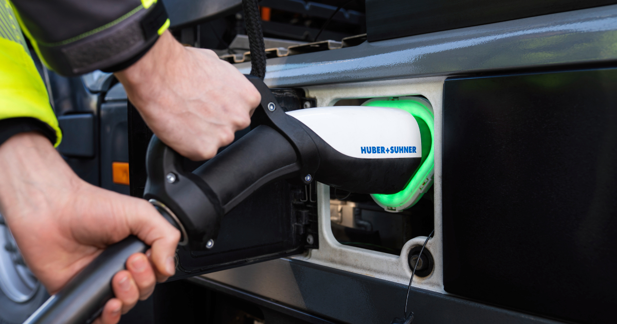 MCS standard charger connector