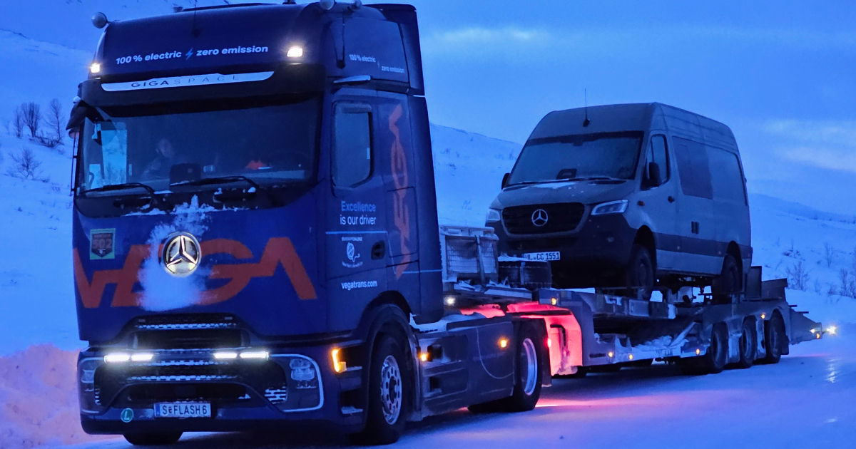 Mercedes-Benz eActros 600 with a semi-trailer on the road