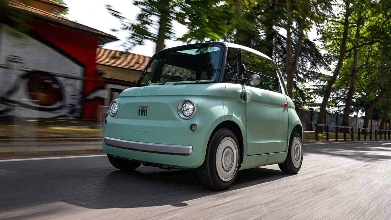 Fiat Topolino маленький автомобиль